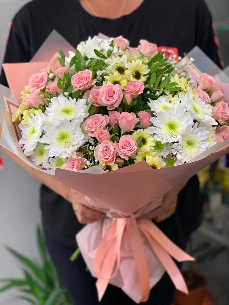 Букет цветов из: Розы и Хризантемы в Рамешках
