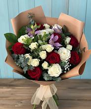 Букет цветов из:  Розы и Альстромерии в Рамешках