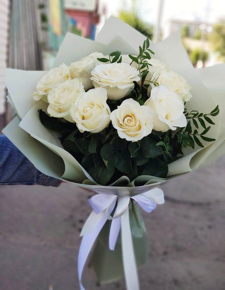 Букет Белые розы Проуд в Рамешках