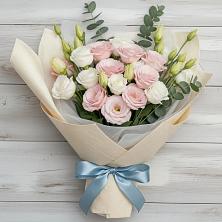 Букет цветов из:  Лизиантусы в Рамешках