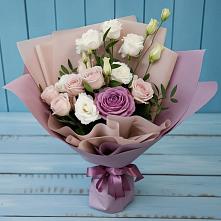 Букет цветов из:  Розы и Лизиантусы #REPLACE_PRED# Рамешках