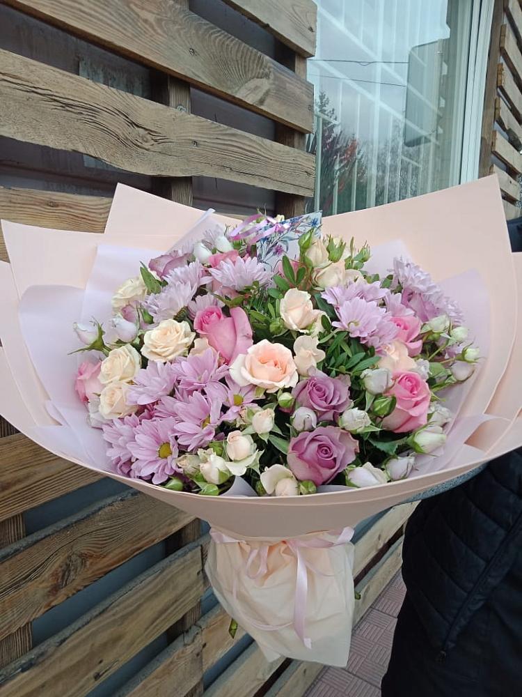 Букет цветов из: Розы и Хризантемы в Рамешках