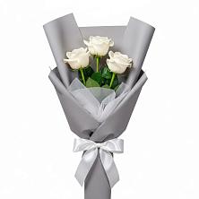 Букет 3 белые розы в Рамешках