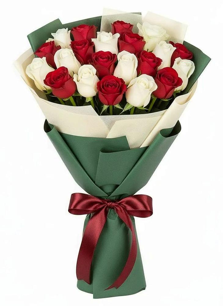 Букет Микс из красных и белых роз в Рамешках