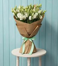 Букет цветов из:  Лизиантусы в Рамешках