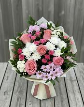 Букет цветов из:  Альстромерии, Гвоздики, Розы и Хризантемы в Рамешках
