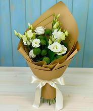 Букет цветов из:  Хризантемы и Лизиантусы в Рамешках