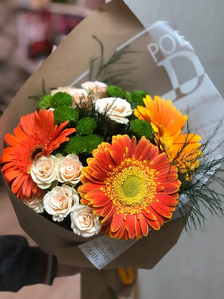 Букет цветов из: Герберы, Хризантемы и Розы в Рамешках