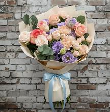 Букет цветов из:  Розы, Лизиантусы и Гвоздики в Рамешках