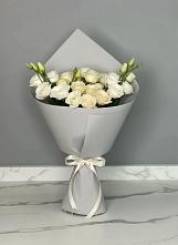 Букет цветов из:  Розы и Лизиантусы в Рамешках